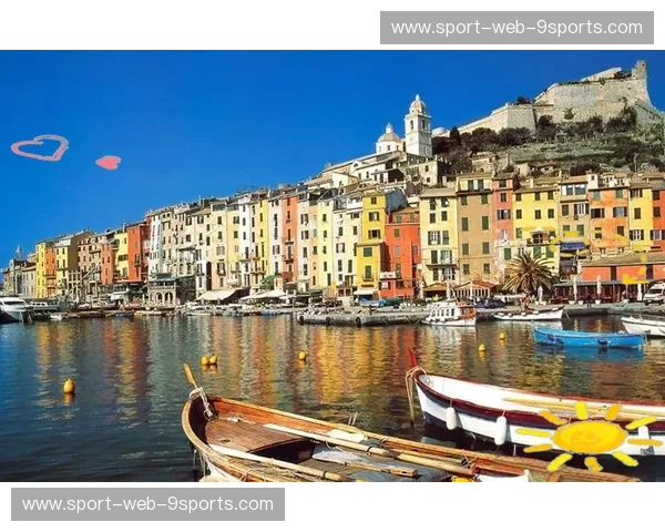 集锦那不勒斯：一场关于味觉、光影与记忆的地中海漫游